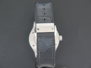 Hublot Classic Fusion Titanium Racing Grey 42mm 542.NX.7071.LR