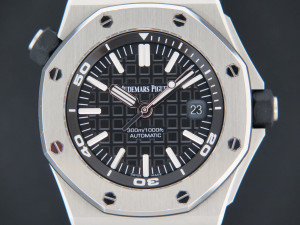 Audemars Piguet Royal Oak Offshore Diver Black Dial 15710ST