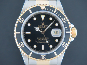 Rolex Submariner Date Gold/Steel Black Dial 16613 FULL SET