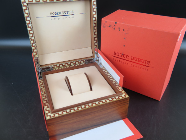 Roger Dubuis - Box Set