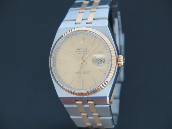 Rolex - Datejust Oysterquartz Champagne Dial 17013 