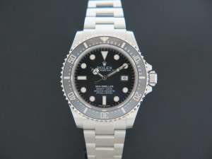 Rolex Sea-Dweller 4000 116600 