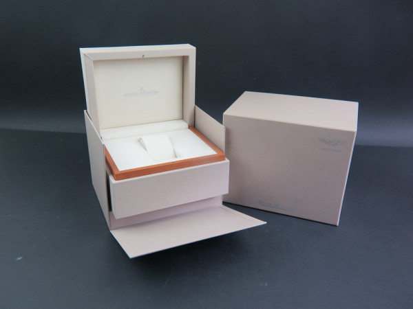 Jaeger-LeCoultre - Box