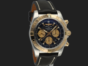 Breitling Chronomat 44 Gold/Steel Black Dial CB011012