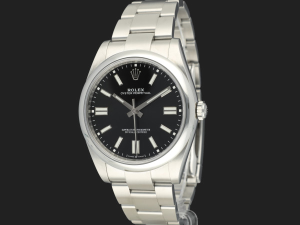 Rolex - Oyster Perpetual 41 Black Dial 124300