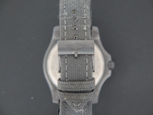 Breitling Avenger Blackbird 44 V17310