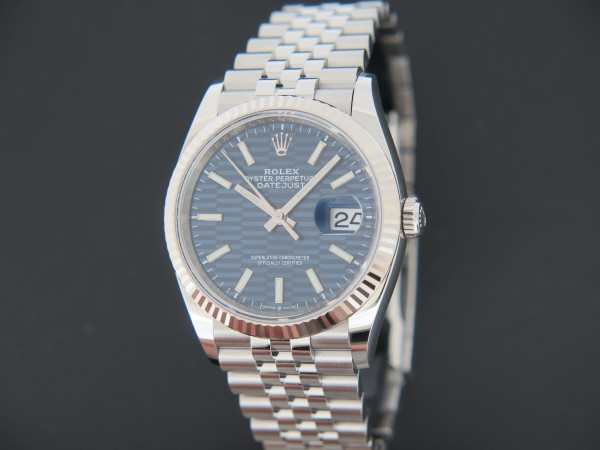 Rolex - Datejust 36 Blue Motif Dial 126234 NEW