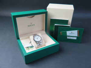 Rolex Date Diamonds NEW 115234