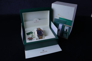 Rolex Daytona Gold/Steel Blue Racing Dial 116523