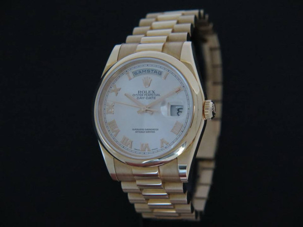 Rolex - Oyster Perpetual Day-Date Rose Gold NOS