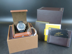 Breitling Avenger Bandit Chronograph Grey Dial E1338310