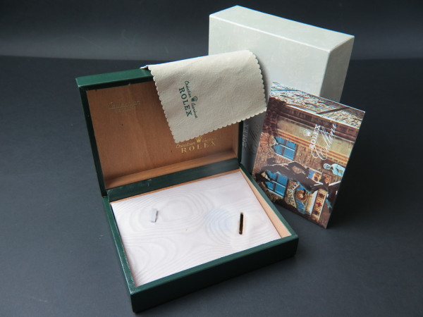 Rolex - Cellini Box & booklet