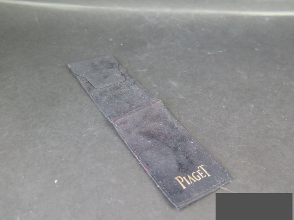Piaget - Pouch