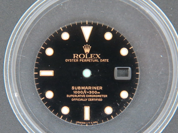 Rolex - Rolex Submariner Black/Gold Dial 16613