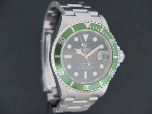 Rolex Submariner Date 16610LV M-Serial Rehaut