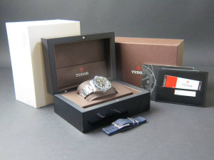 Tudor Heritage Black Bay 79230B NEW