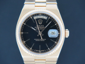 Rolex Day-Date Oysterquartz Black Dial 19018