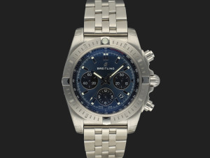 Breitling Chronomat B01 Chronograph 44 AB0115 NEW