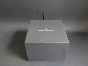 Girard Perregaux Box