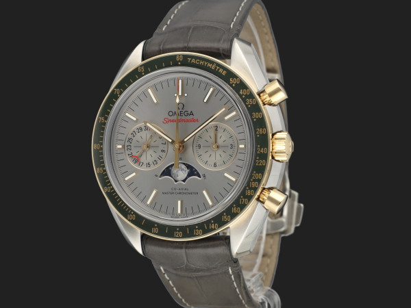 Omega - Speedmaster Moonphase Co-Axial Master Chronometer 44.25MM Gold/Steel 304.23.44.52.06.001