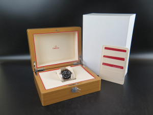 Omega Seamaster Diver 300M Co-Axial Master Chronometer Steel - Sedna Gold Black Dial NEW 21020422001001