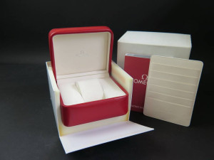 Omega Box and Cardholder