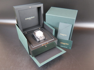 Audemars Piguet Royal Oak Selfwinding 15500ST.OO.1220ST.04 Silver Dial NEW 