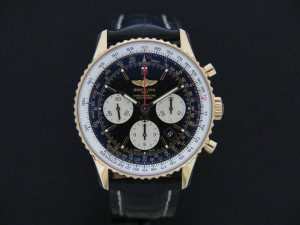 Breitling Navitimer 01 Rose Gold