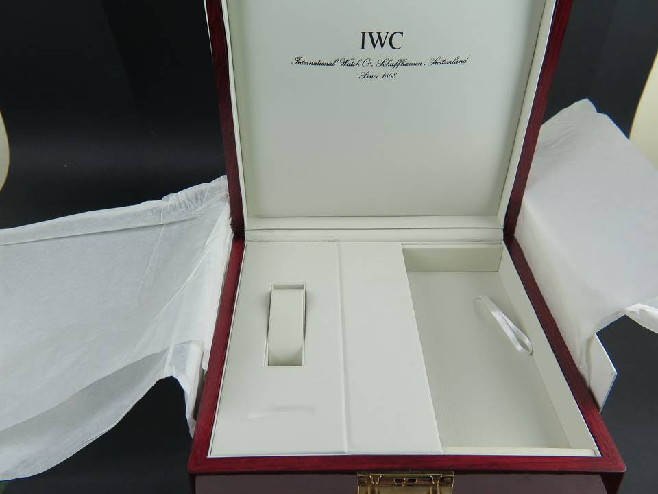 IWC Box NEW