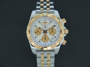 Breitling Chronomat 41 Rose Gold/Steel Silver Dial CB014012