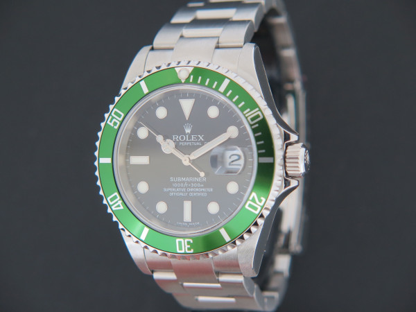 Rolex - Submariner Date 16610LV D-Serial NOS FULL STICKERS