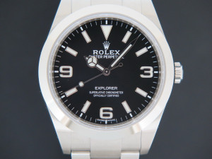Rolex Explorer 214270 