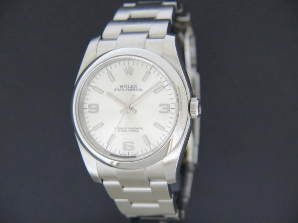 Rolex - Oyster Perpetual Silver Dial 116000