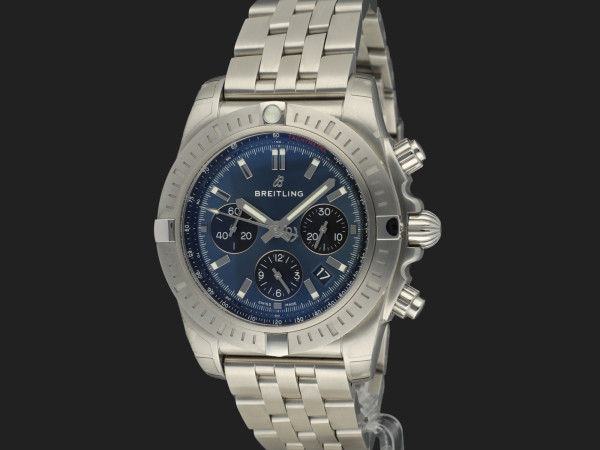 Breitling - Chronomat B01 Chronograph 44 AB0115 NEW