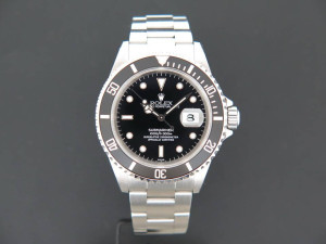 Rolex Oyster Perpetual Submariner Date