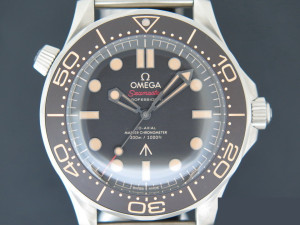 Omega Seamaster Diver 300M 007 Edition NEW 210.90.42.20.01.001 