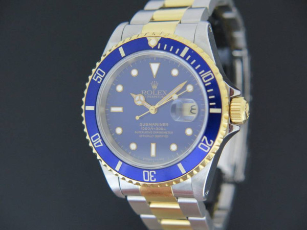 Rolex - Oyster Perpetual Submariner Date