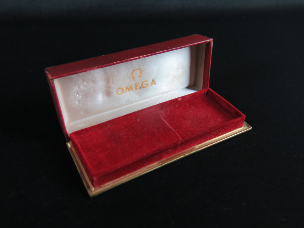 Omega - Vintage Box   