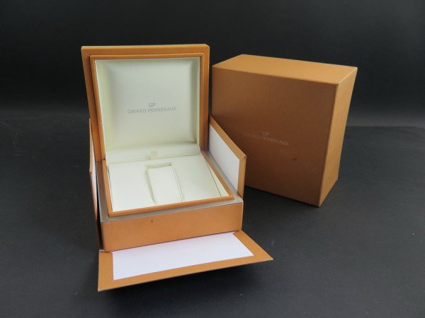 Girard-Perregaux - Box