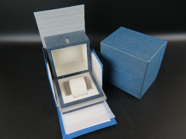 Corum - Watch Box 