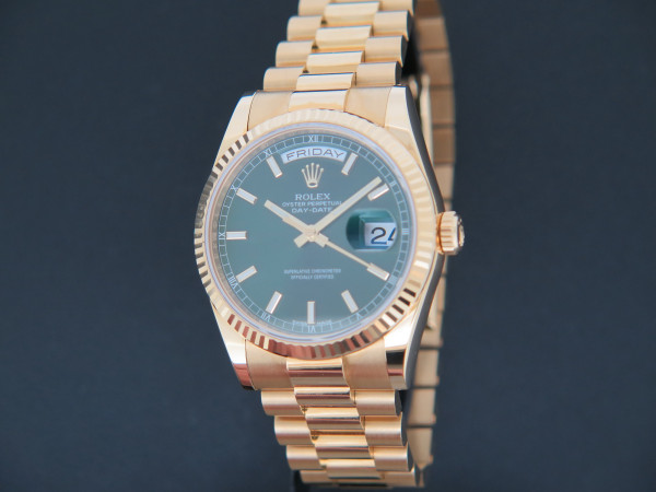Rolex - Day-Date Yellow Gold Green Dial 118238 99% NEW