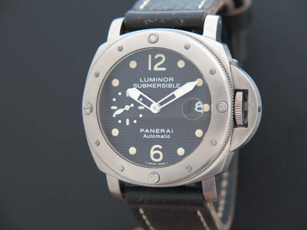 Panerai - Luminor Submersible