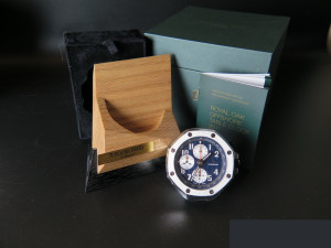 Audemars Piguet Table clock Royal Oak Offshore