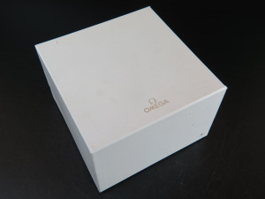 Omega Box Set with Cardholder And Manual