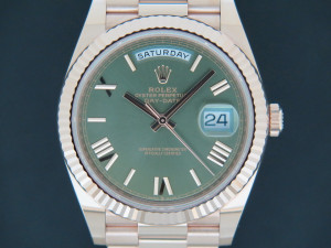 Rolex Day-Date 40 Everose Green Roman Dial 228235