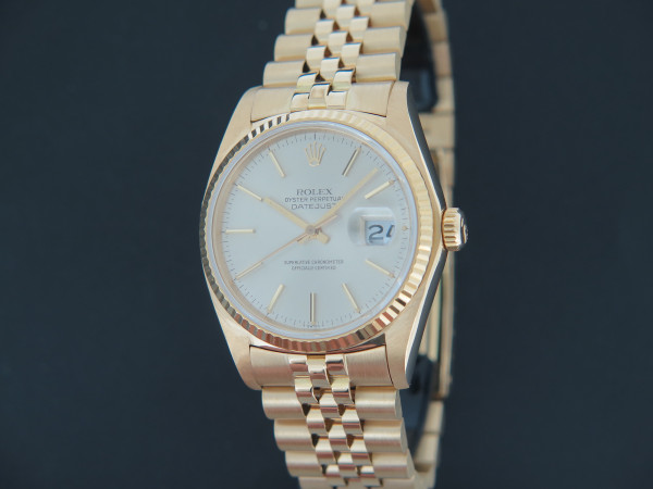 Rolex - Datejust Yellow Gold Silver Dial 16018