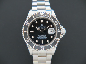 Rolex Submariner Date 16610