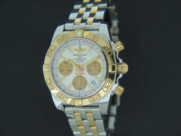 Breitling - Chronomat 41 Rose Gold/Steel Silver Dial CB014012