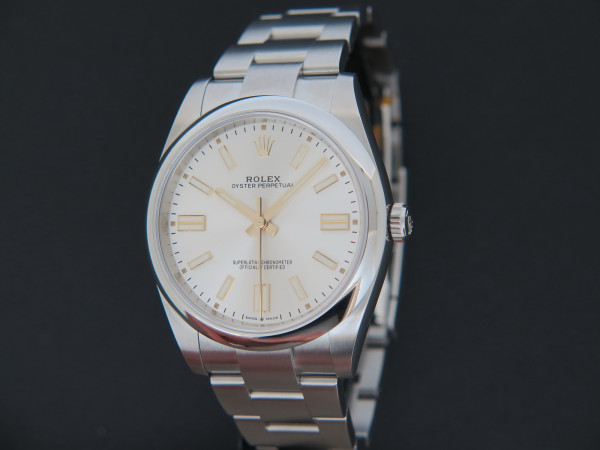 Rolex - Oyster Perpetual 41 Silver Dial 124300 NEW