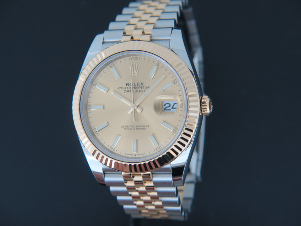 Rolex - Datejust 41 Gold/Steel Champagne Dial 126333 